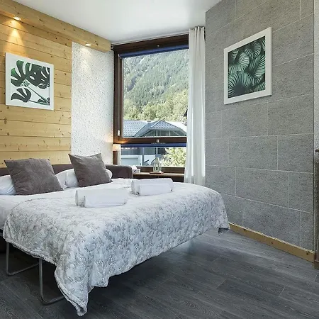 Apartment Beausite, Alpes Agency, Central Chamonix, Sleeps 2-4 Apartment *